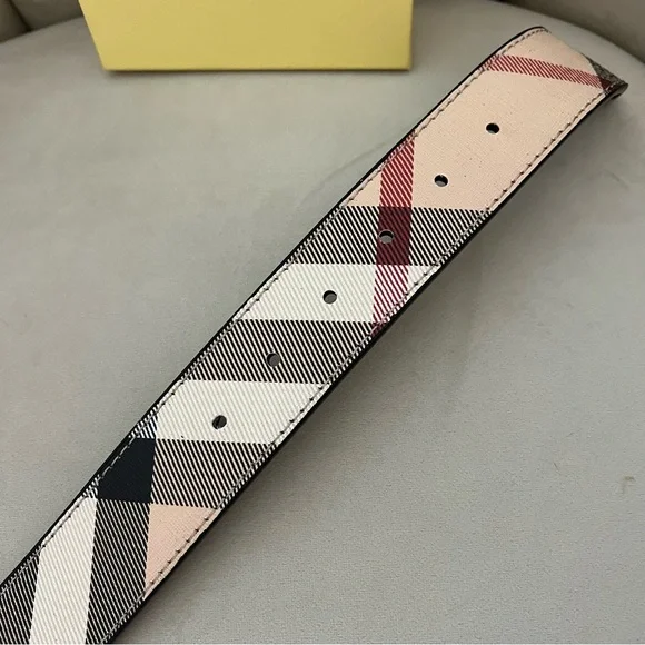 Burberry Monogram Check TB Logo Gold Buckle Plaid Belt Beige Gold Luxe Holiday - Picture 13 of 17